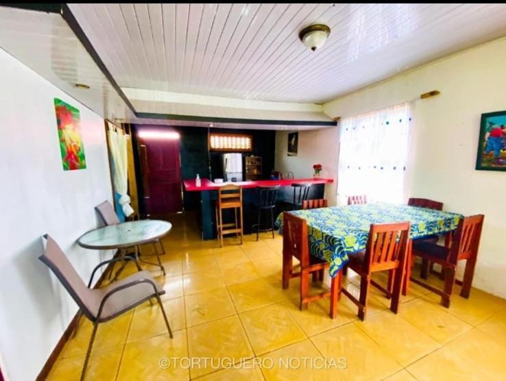 Casa Artavia Villa Tortuguero Phòng bức ảnh